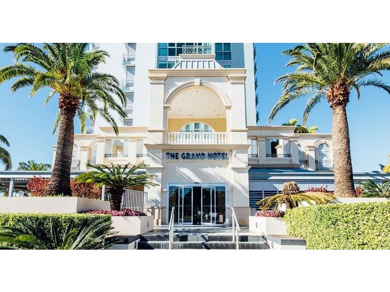 3/156 Frank Street, Labrador QLD 4215