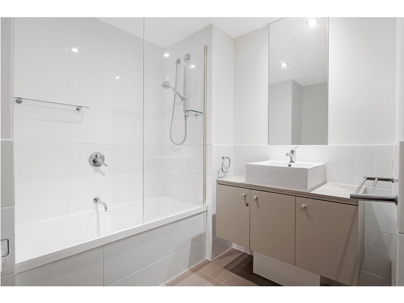 155/129-133 Laver Drive, Robina QLD 4226