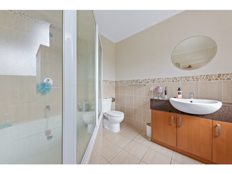 104/25 Abell Road, Cannonvale QLD 4802