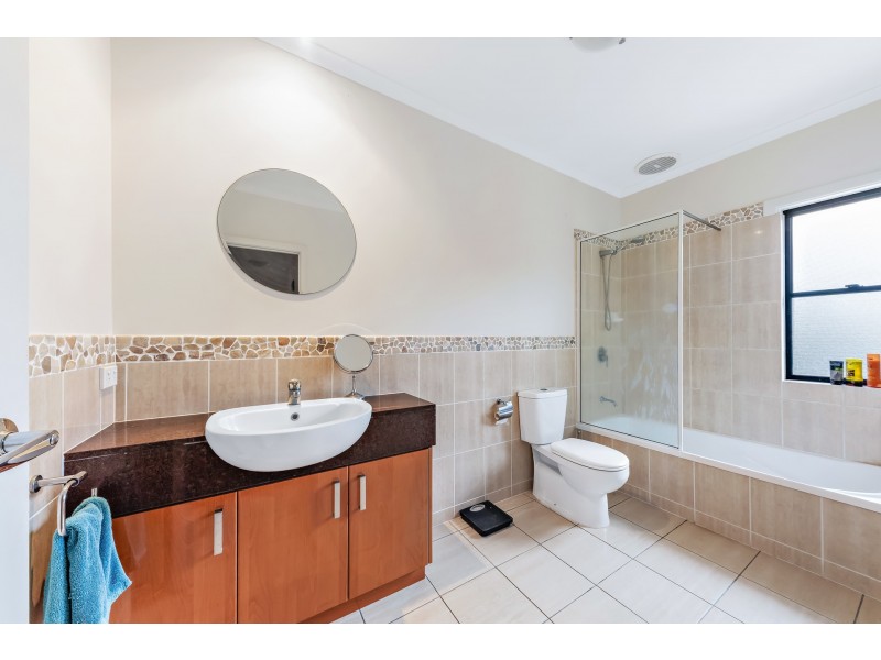 104/25 Abell Road, Cannonvale QLD 4802