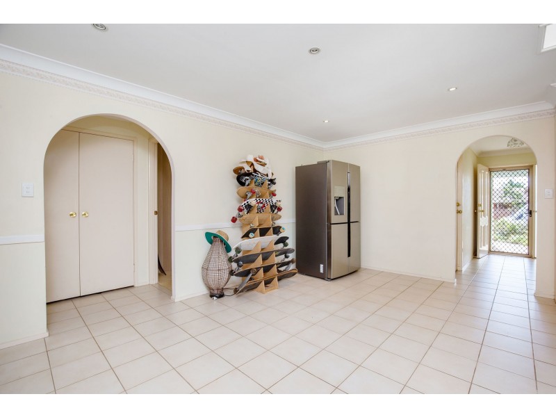 61 Beinvenue Drive, Currumbin Waters QLD 4223