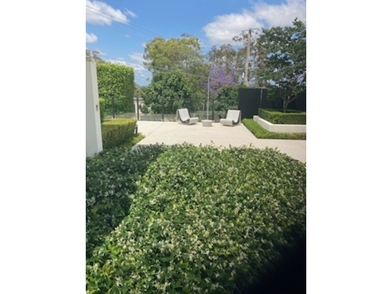 villa 2/1 Bonvale Lane, St Lucia QLD 4067
