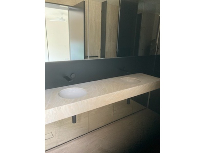villa 2/1 Bonvale Lane, St Lucia QLD 4067