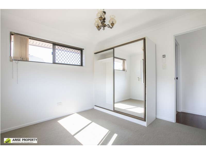 37 Parton Street, Stafford Heights QLD 4053