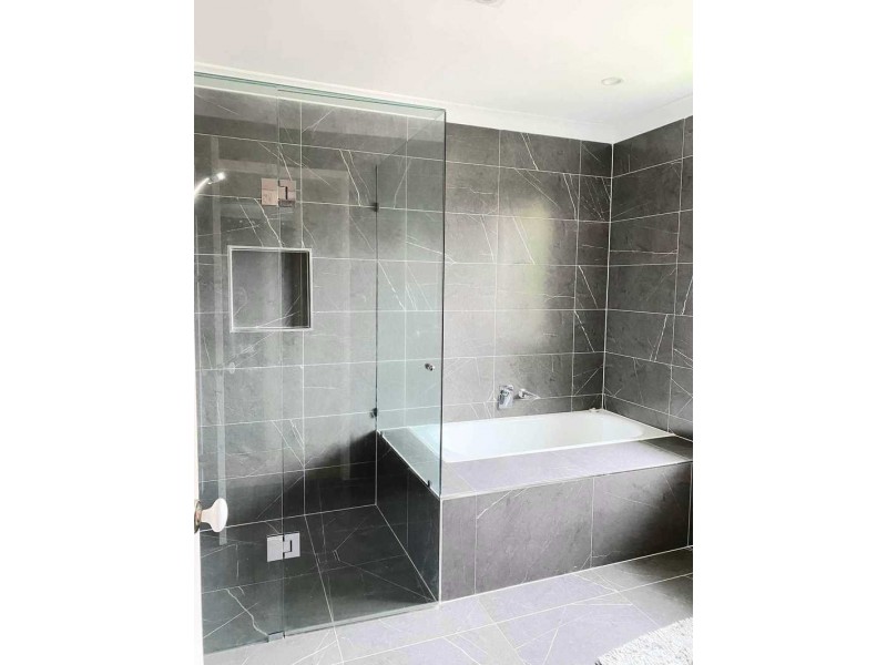 14 Maisie Place, Eight Mile Plains QLD 4113