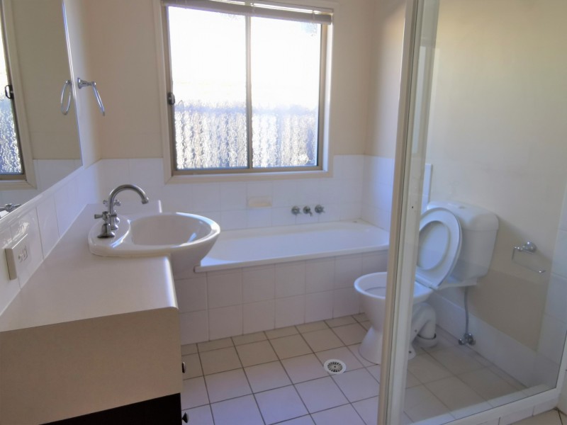 28 Coora Street, Wishart QLD 4122