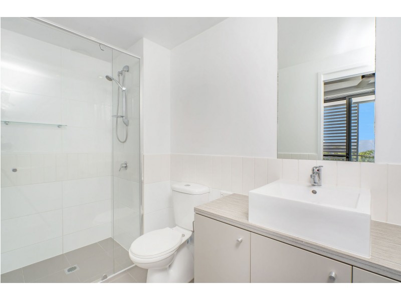 12E/129-133 Laver Drive, Robina QLD 4226
