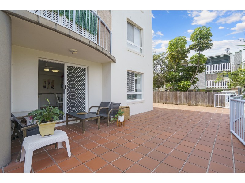 23/16-18 LLOYD, Southport QLD 4215