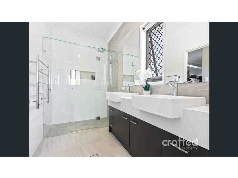 6-8 Timber Ridge Road, New Beith QLD 4124