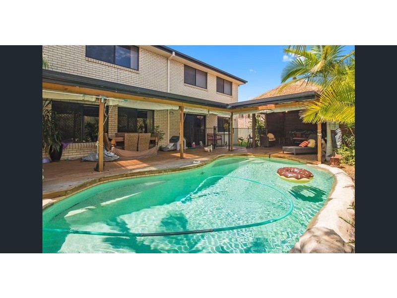 117 Crestwood Dr, Molendinar QLD 4214
