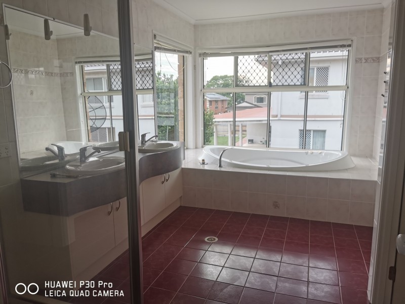 25A Parnassus Street, Robertson QLD 4109