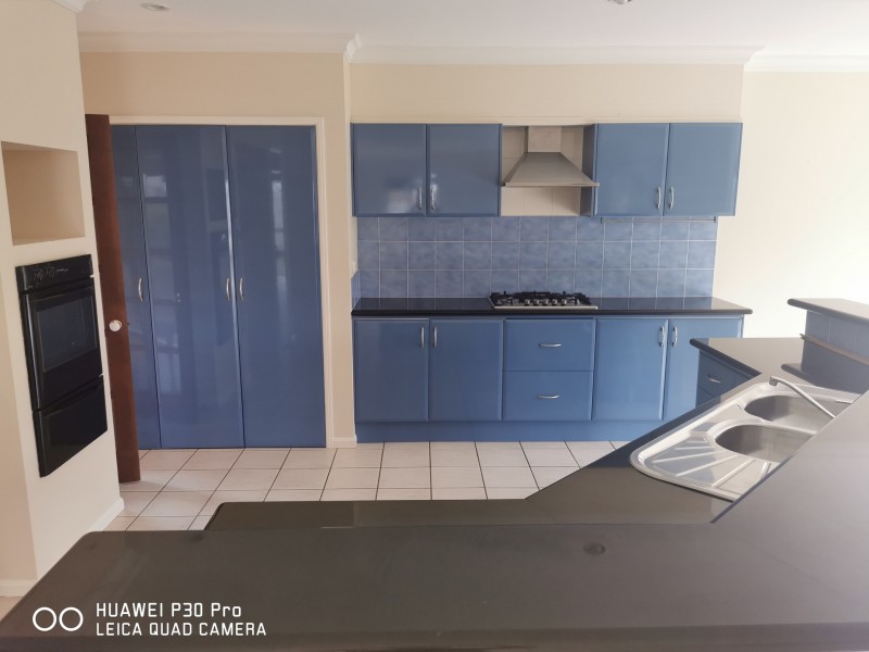 25A Parnassus Street, Robertson QLD 4109