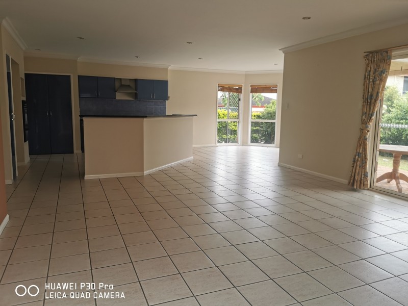 25A Parnassus Street, Robertson QLD 4109