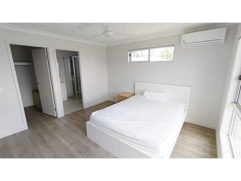 8 Hardwood Street, Spring Mountain QLD 4124