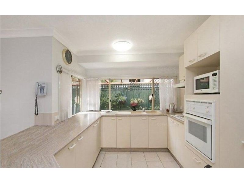 1/14 Ferny Fairway, Burleigh Heads QLD 4220
