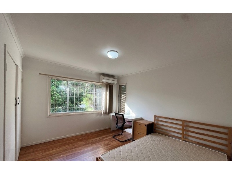 2/38 ILYA Street, Macgregor QLD 4109