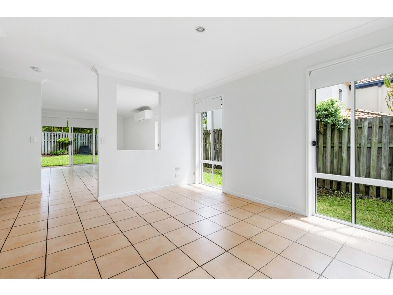 54/19 Harrow Place, Arundel QLD 4214