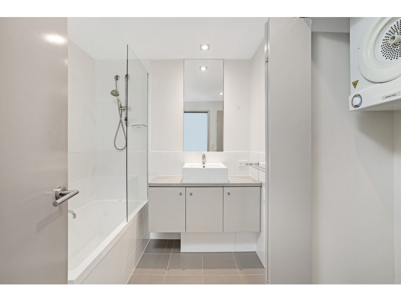 A35/129-133 Laver Drive, Robina QLD 4226