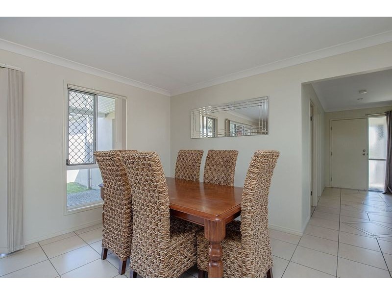 25 Azure Way, Coomera QLD 4209