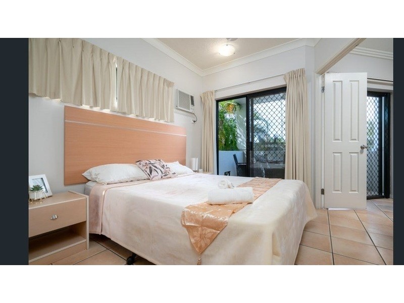 181/37-39 digger street, Cairns North QLD 4870