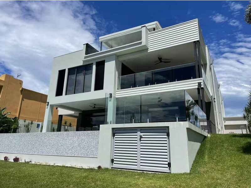 21 Saxonvale Terrace, Mermaid Waters QLD 4218
