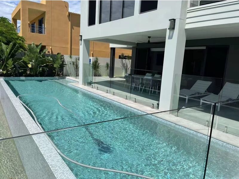 21 Saxonvale Terrace, Mermaid Waters QLD 4218