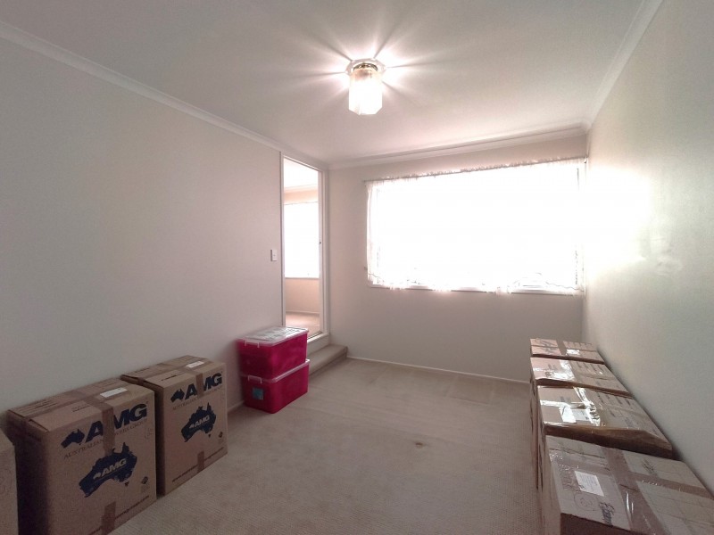 24 Amsterdam Street, Wishart QLD 4122