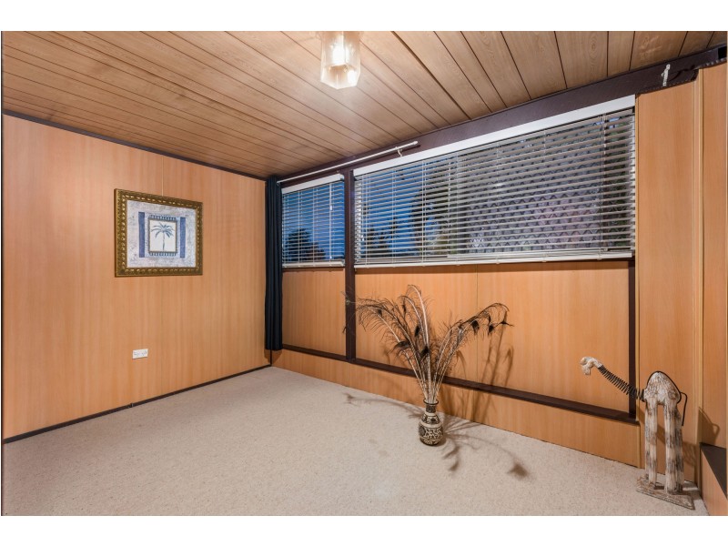 24 Amsterdam Street, Wishart QLD 4122