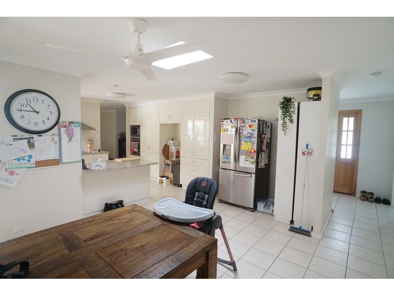 5 Stanton Court, Eight Mile Plains QLD 4113