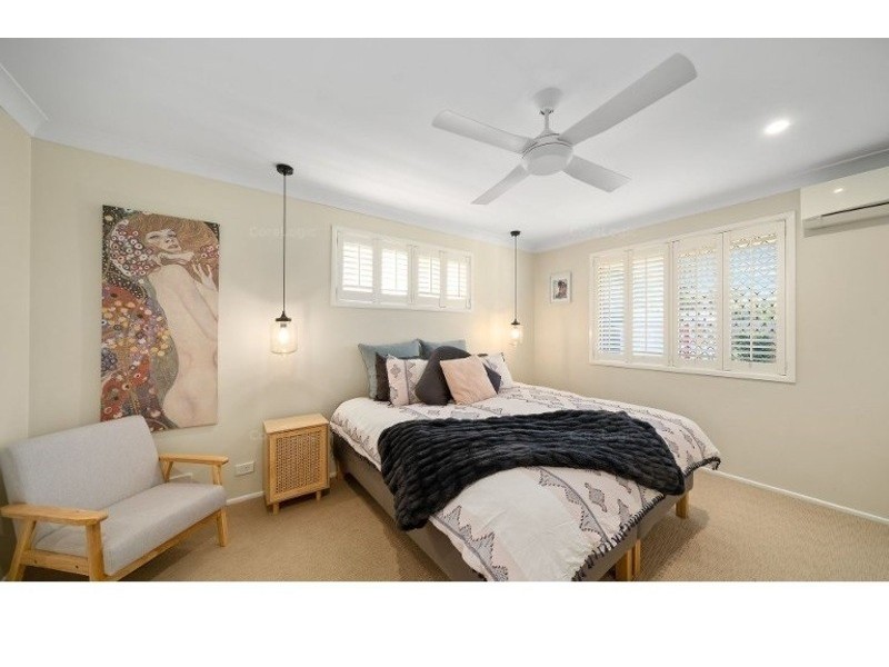 7 Banstead Street, Birkdale QLD 4159