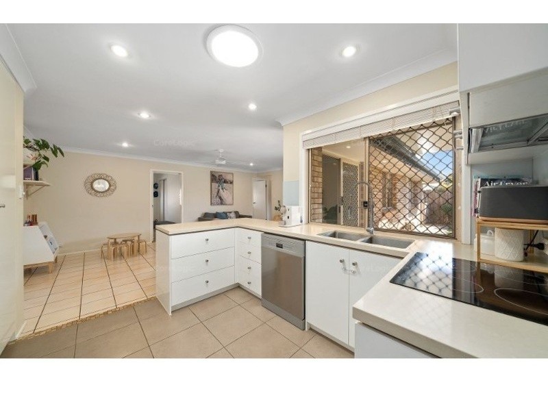 7 Banstead Street, Birkdale QLD 4159