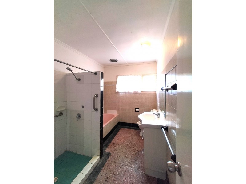 10 Jubilee Street, Greenslopes QLD 4120