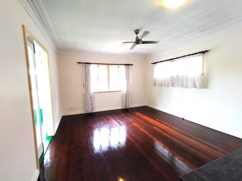 10 Jubilee Street, Greenslopes QLD 4120