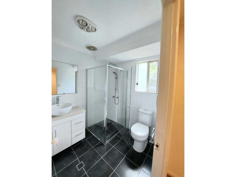 7 Queens Court, Forest Lake QLD 4078