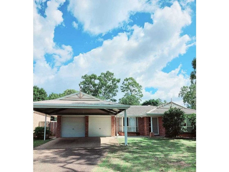 7 Queens Court, Forest Lake QLD 4078