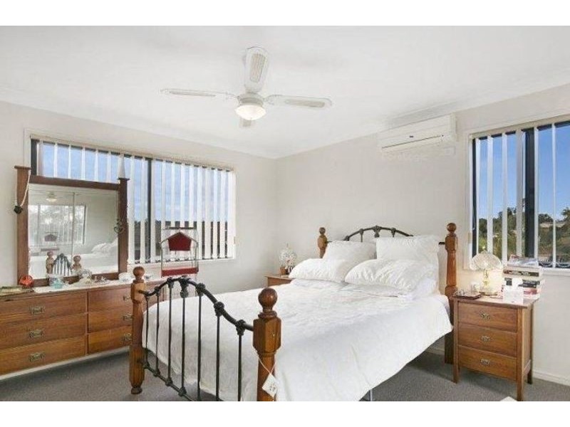 25/74 Universal Street, Pacific Pines QLD 4211