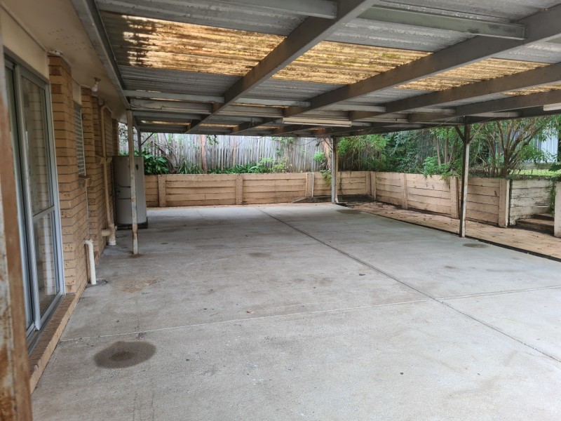 16 Green Road, Regents Park QLD 4118