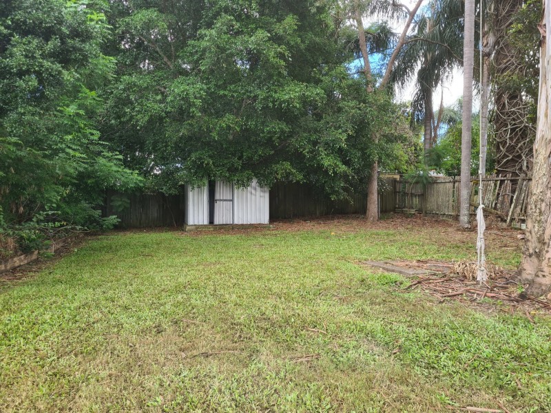 16 Green Road, Regents Park QLD 4118
