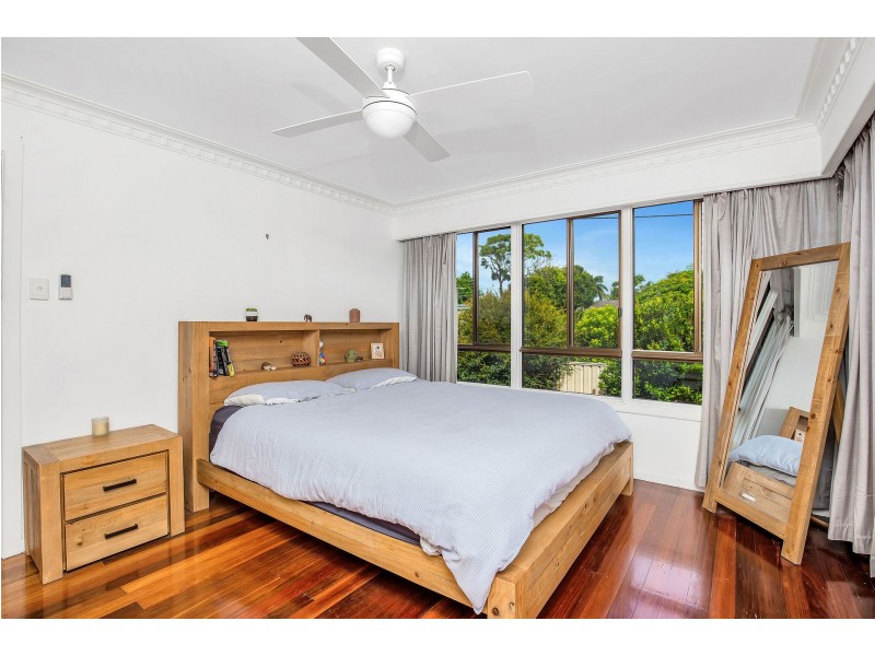 17 Heydon Street, Labrador QLD 4215