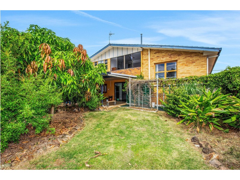 17 Heydon Street, Labrador QLD 4215