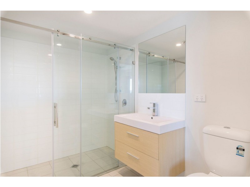 205/26 Macgroarty Street, Coopers Plains QLD 4108