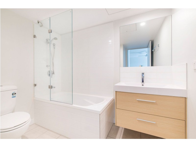 205/26 Macgroarty Street, Coopers Plains QLD 4108