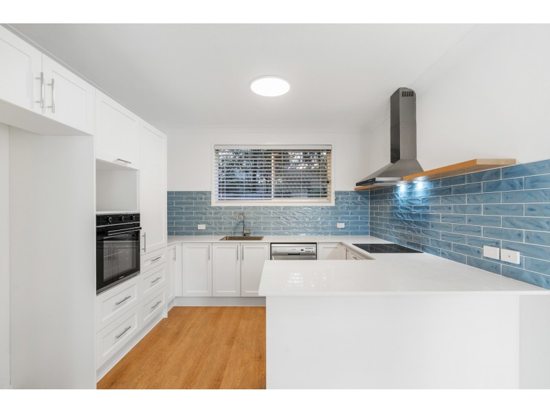 2/12 Parr Street, Biggera Waters QLD 4216