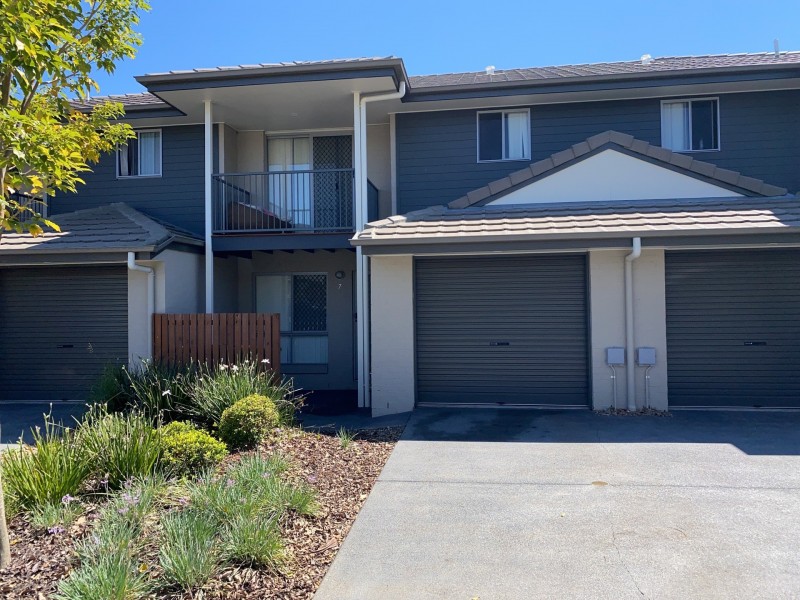 7/12 KIMBERLEY, Redbank Plains QLD 4301