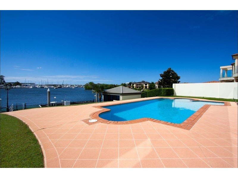 3115 Riverleigh Drive, Hope Island QLD 4212
