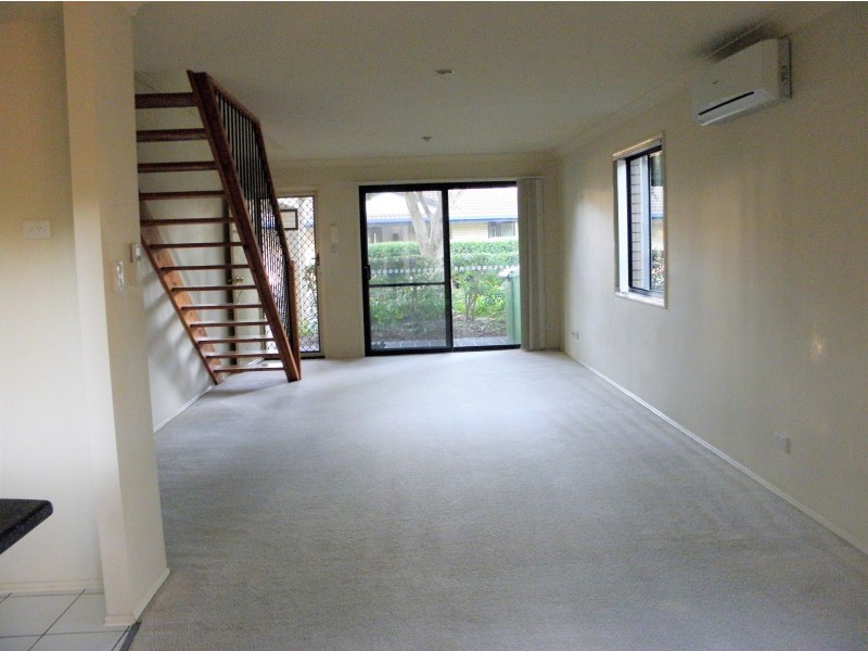 6/247 Mooroondu Road, Thorneside QLD 4158