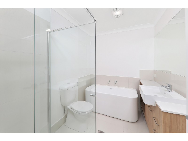 36 Avondale Crescent, Parkinson QLD 4115