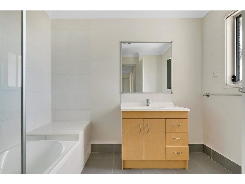 40/266 Henty Drive, Redbank Plains QLD 4301