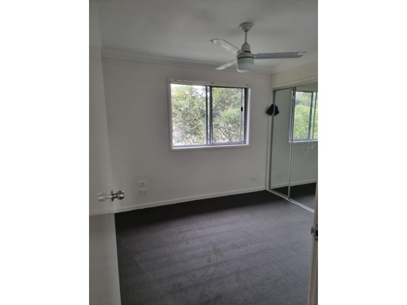 40/266 Henty Drive, Redbank Plains QLD 4301