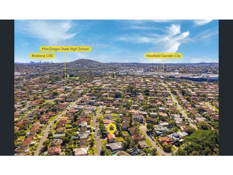 14 Dolphin Street, Macgregor QLD 4109